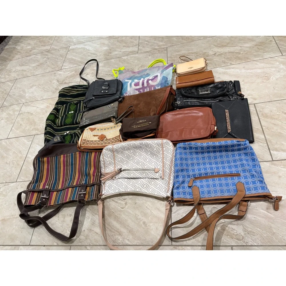 Coach, Fossil, Kate Spade Purse/ Wallet Wholesale 15 Pieces Reseller Lot Bundle